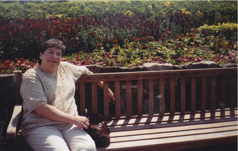 Viv Barloga @ Granpa's Bench